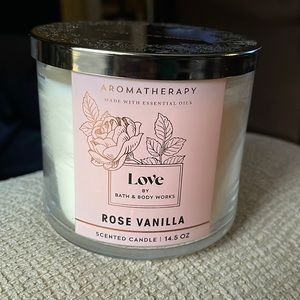 Bath and Body Works candle